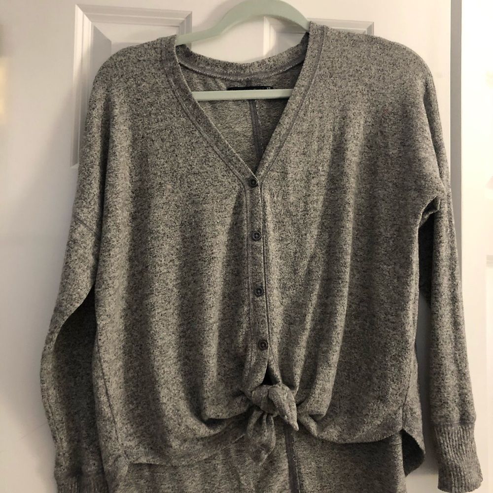 Abercrombie & Fitch cozy tie front-button up - Picture 1 of 4